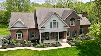 9719 Erin Woods Dr, Dublin, OH 43017