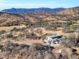 40267 Bear Creek Rd, Springville, CA 93265