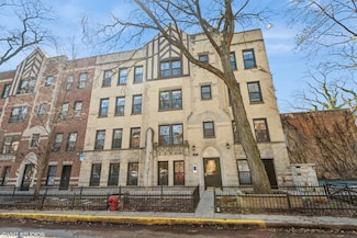 2128 N Hudson Ave Unit 404, Chicago, IL 60614