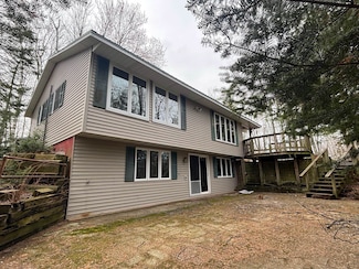 15744 Double B Ln, Mountain, WI 54149