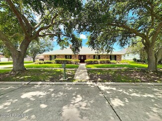 24 Marquis Manor, Morgan City, LA 70380
