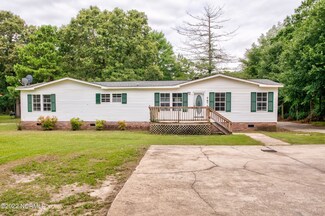 4675 General Howe Hwy, Riegelwood, NC 28456