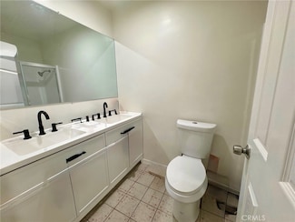 8601 International Ave Unit 271, Canoga Park, CA 91304