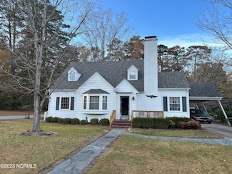 107 W Watson St, Windsor, NC 27983