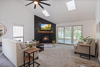 1125 Anemone Rd, Lake Ozark, MO 65049