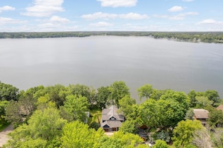 3035 Lake Shore Ave, Maple Plain, MN 55359