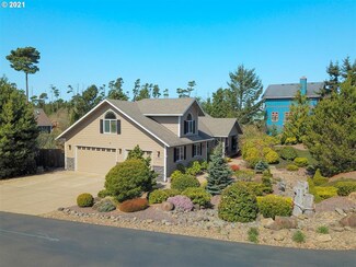 87860 Ternyik Ct, Florence, OR 97439