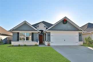 3417 Calmar Ct, Bryan, TX 77808