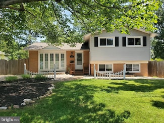 4517 Mayfield Dr, Annandale, VA 22003