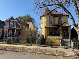 7428 S Maryland Ave Unit 30, Chicago, IL 60619