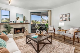4435 Nobel Dr Unit 13, San Diego, CA 92122