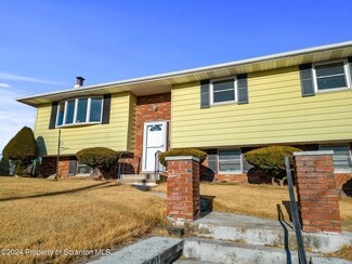 1124 Court St, Scranton, PA 18508