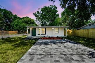 10011 N Annette Ave, Tampa, FL 33612
