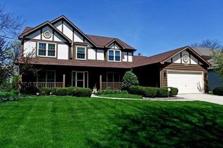 150 Hawkins Cir, Wheaton, IL 60189