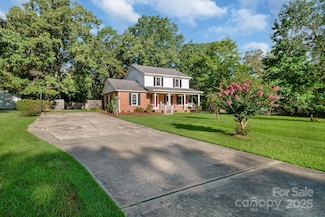 2470 Country Club Dr, Lancaster, SC 29720