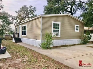 9301 Eden Dr, Tampa, FL 33610