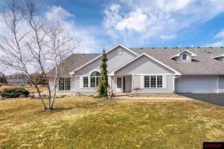 501 Crystal Cir, Mankato, MN 56001