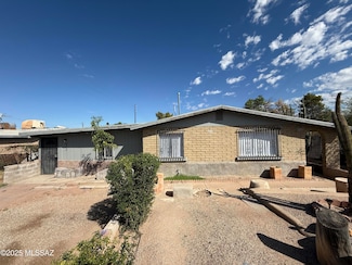 872 W Glenn St, Tucson, AZ 85705