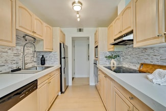 183 Del Medio Ave Unit 104, Mountain View, CA 94040