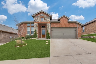 10832 Live Oak Creek Dr, Fort Worth, TX 76108