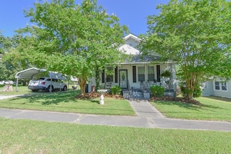 102 Langley St, Abbeville, SC 29620
