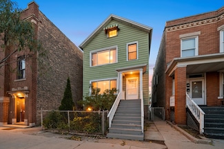2662 N Ashland Ave, Chicago, IL 60614