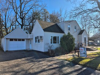 224 S Weaver Ave, Fremont, MI 49412
