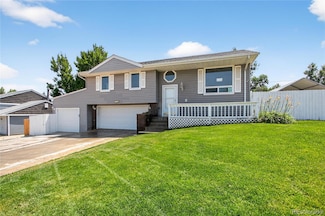 7762 Saulsbury St, Arvada, CO 80003