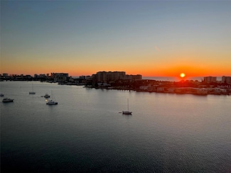 660 Island Way Unit 1005, Clearwater Beach, FL 33767