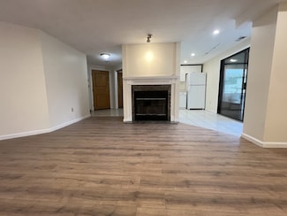 295 W Wyoming Ave Unit 9C, Stoneham, MA 02180