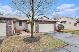6838 Springtree Ln SW Unit 109, Grand Rapids, MI 49548