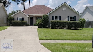 245 Blue Lake St, Richmond Hill, GA 31324