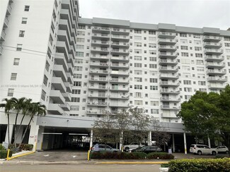 137 Golden Isles Dr Unit 611, Hallandale Beach, FL 33009