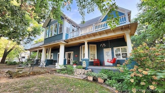 224 W Chickasaw St, Tahlequah, OK 74464