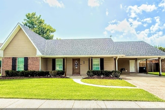 212 Aspen Dr, Houma, LA 70360