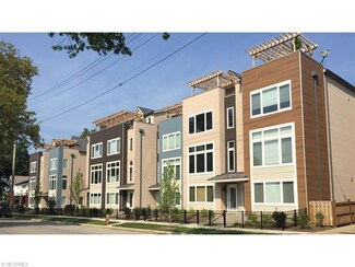 1561 E 118th St, Cleveland, OH 44106