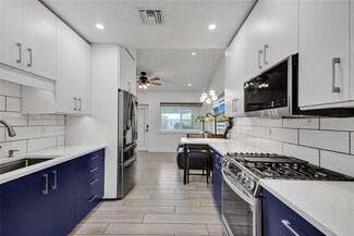 820 SW 8th Ave, Fort Lauderdale, FL 33315
