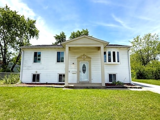 35 S Chestnut Ct, Glenwood, IL 60425