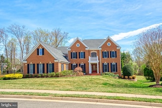 12812 Rose Grove Dr, Herndon, VA 20171