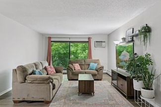 1903 Silver Bell Rd Unit 314, Eagan, MN 55122