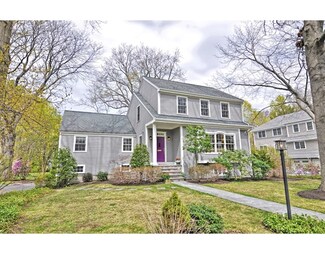 25 Glen Green, Winchester, MA 01890
