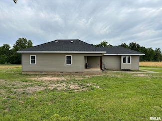 8884 Illinois 154, Tamaroa, IL 62888