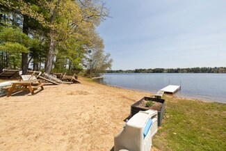 47 Great Pond Rd, Kingston, NH 03848