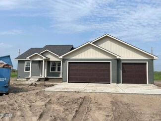 5479 Fresh Water Ln, Williston, ND 58801