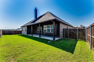 3016 Capital Hill Dr, Cross Timber, TX 76028