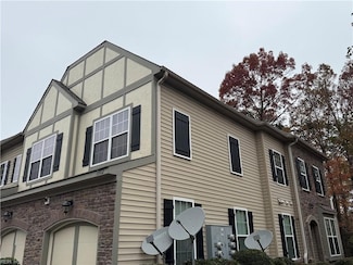 1804 James River Trail, Carrollton, VA 23314