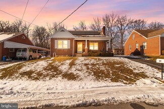 27 Atlantic Dr, Hagerstown, MD 21742
