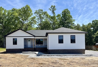 133 Linda Ln, Tullahoma, TN 37388