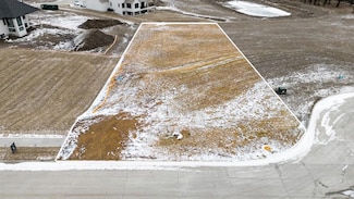 3551 NW 183rd St, Clive, IA 50325