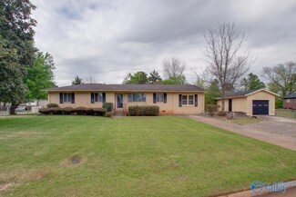 2404 Greenhill Dr NW, Huntsville, AL 35810